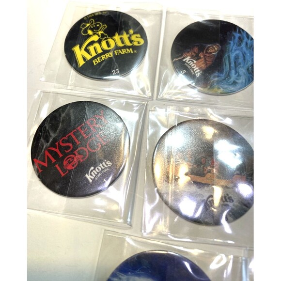 Knotts Berry Farm Pog Collection 8 pcs Nostalgia 90s Game Piece - Picture 2 of 6